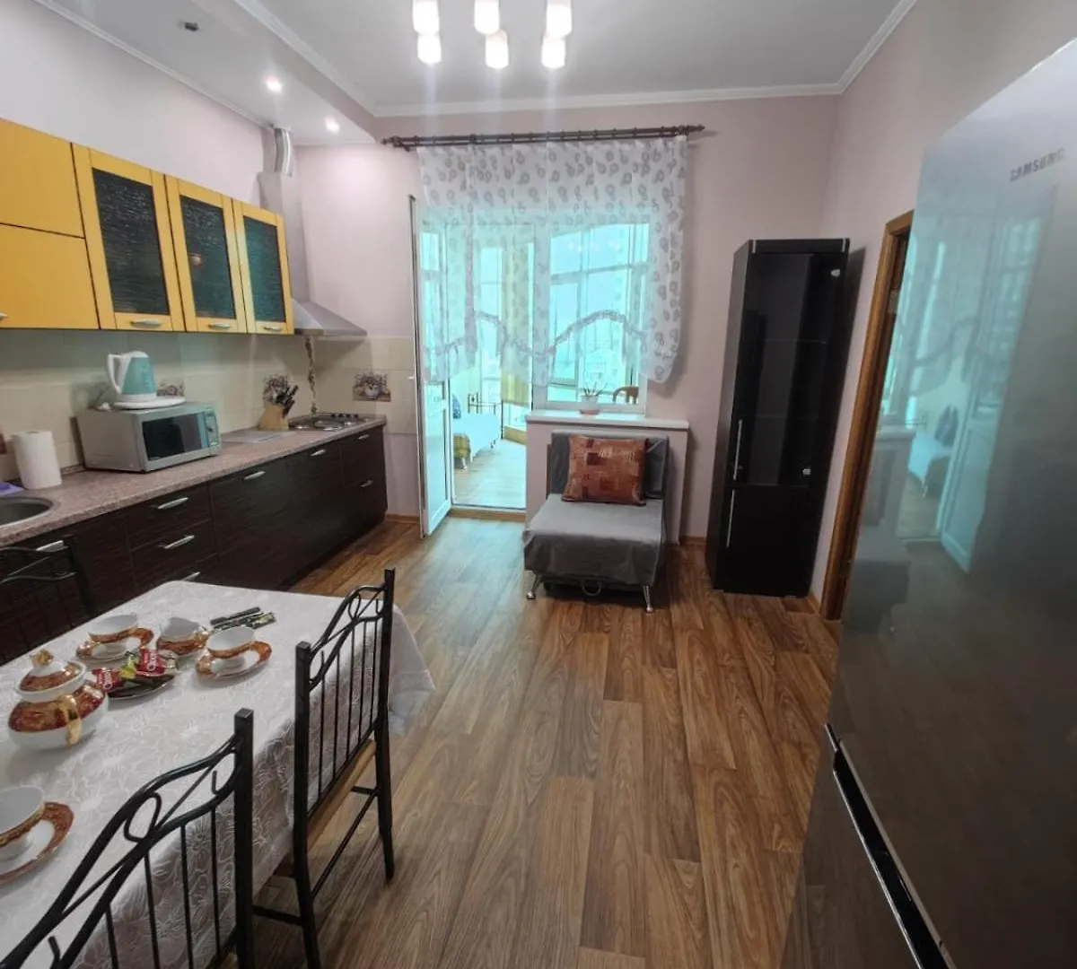 Apartmán 5 Минут До Метро! Almaty